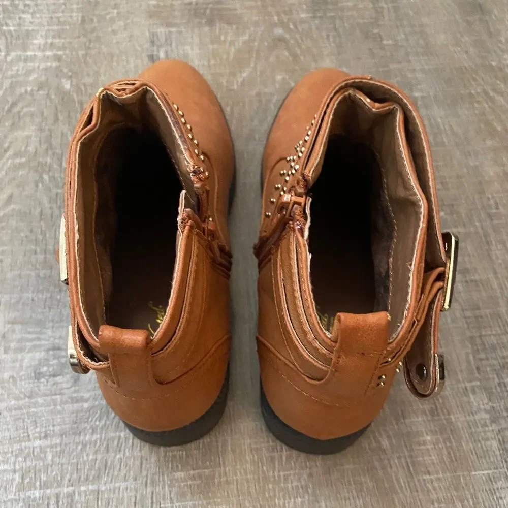 Tan Low Ankle Boots Vegan Faux Leather Women's 6.5 Studs Buckle Western Boho